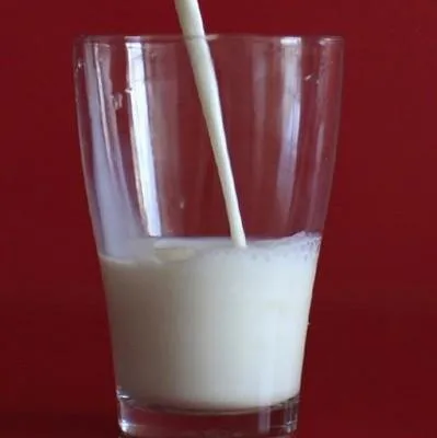 A-glass-of-milk-picsay.jpg