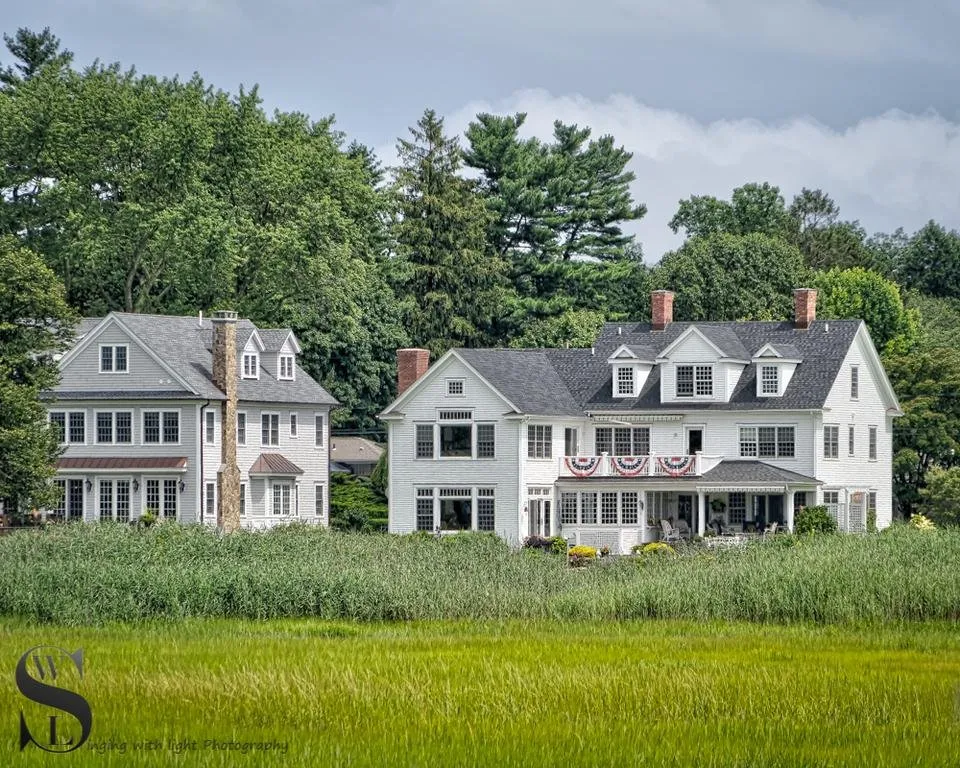 nice properties nestled in the trees-2.jpg
