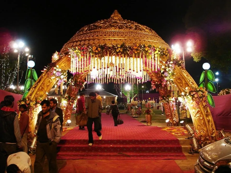 Entry Gate02.jpg