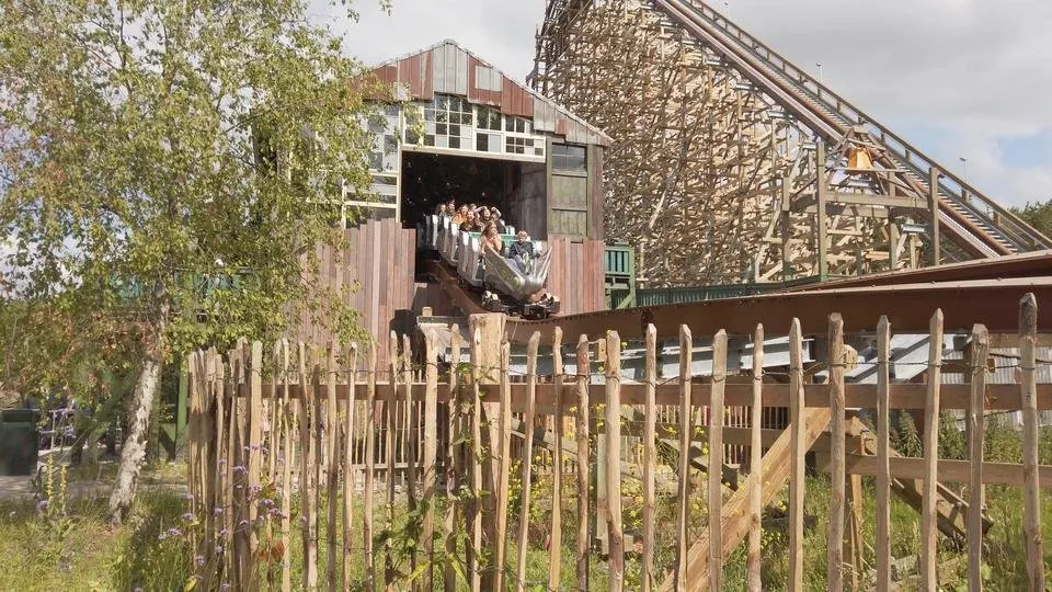 Ride Check - Untamed @ Walibi Holland - Ein Hybrides Meisterwerk (4K - 60p).mp4_snapshot_08.55_[2019.08.11_16.49.37].jpg