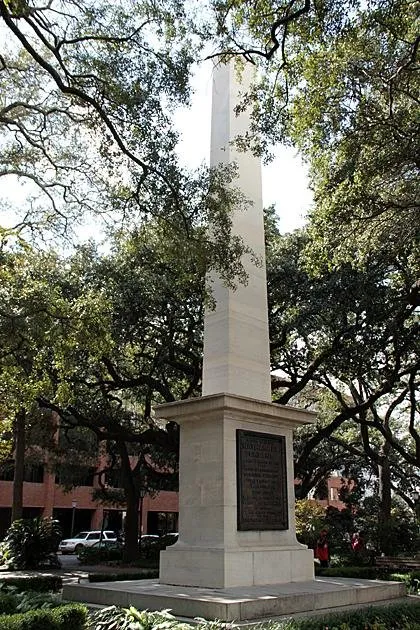 Johnson-Obelisk.jpg