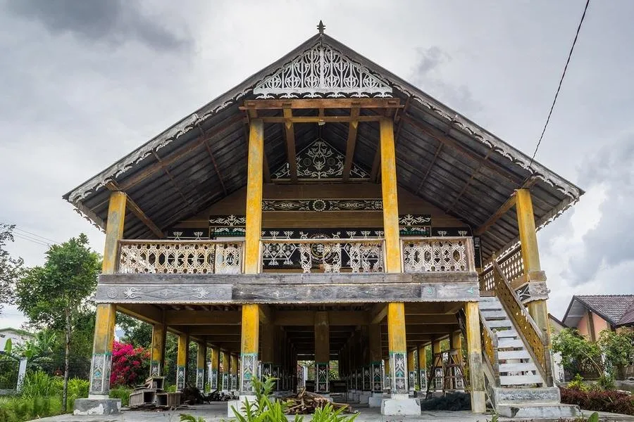 rumah-adat-pitu-ruang-takengon.jpg