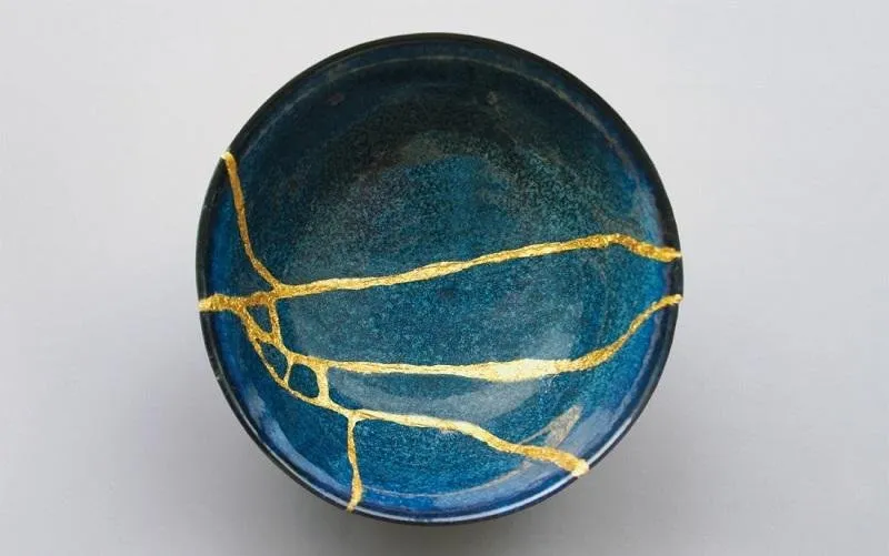 Japanese_technique_of_kintsugi-1100x690.jpg