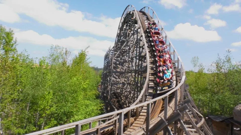 Ride Check Spezial - 10 Jahre El Toro - Jubiläum @ Freizeitpark Plohn.mp4_snapshot_06.00_[2019.05.25_09.32.13].jpg