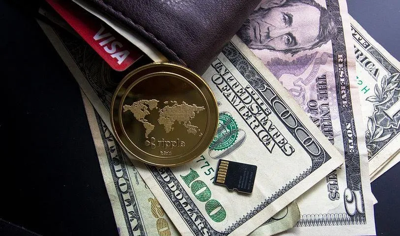 currency-3077534__480 (1).jpg
