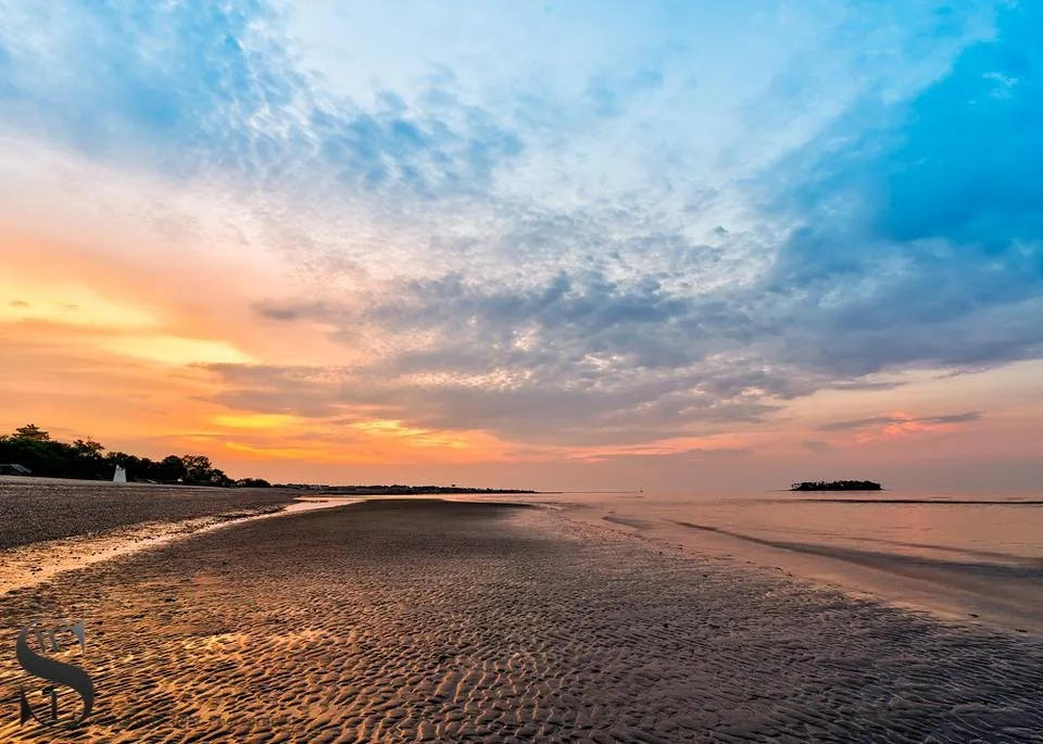 1 Sunrise by Silver Sands and Walnut Beach-2.jpg