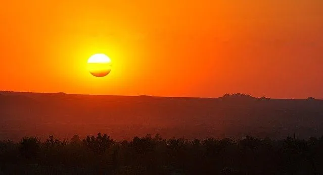 640px-Neapolitan_Sunset.jpg