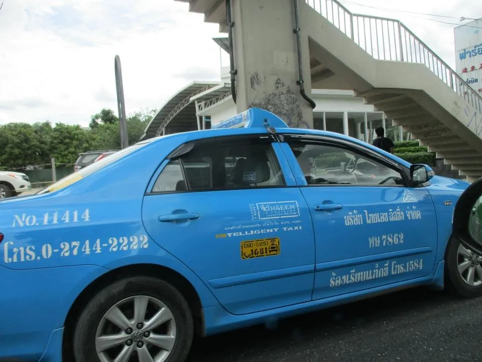 sky blue taxi fitinfun.JPG