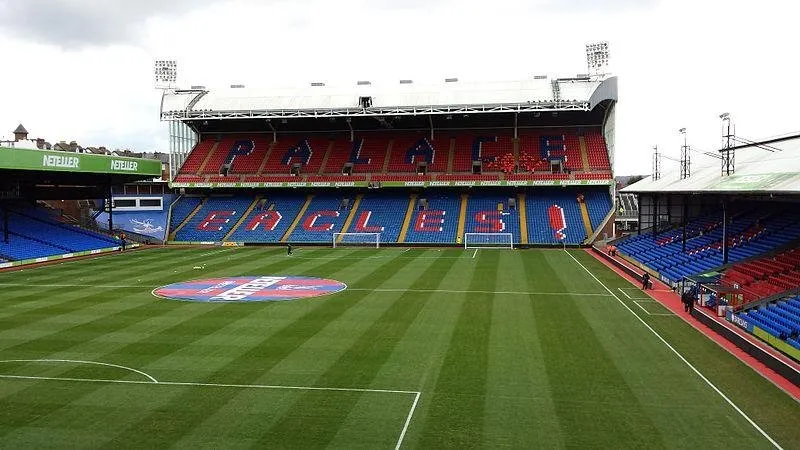 Selhurst_Park_Holmesdale_Stand.jpg