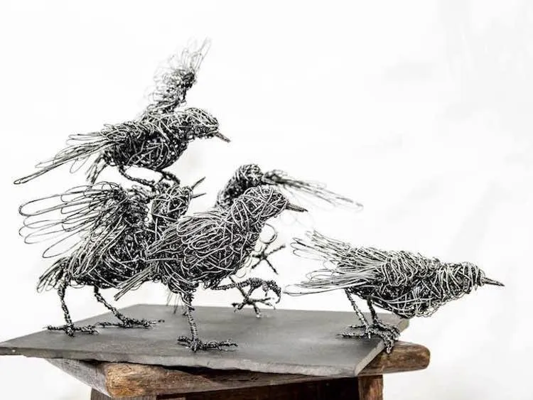 wire-sculpture-animals-1.jpg