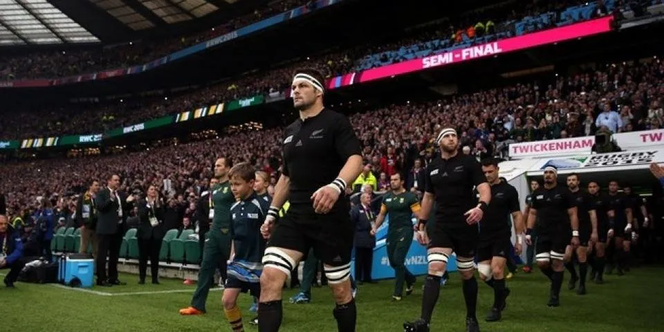 richie-mccaw-given-the-all-clear-to-play-in-the-world-cup-final (1).jpg