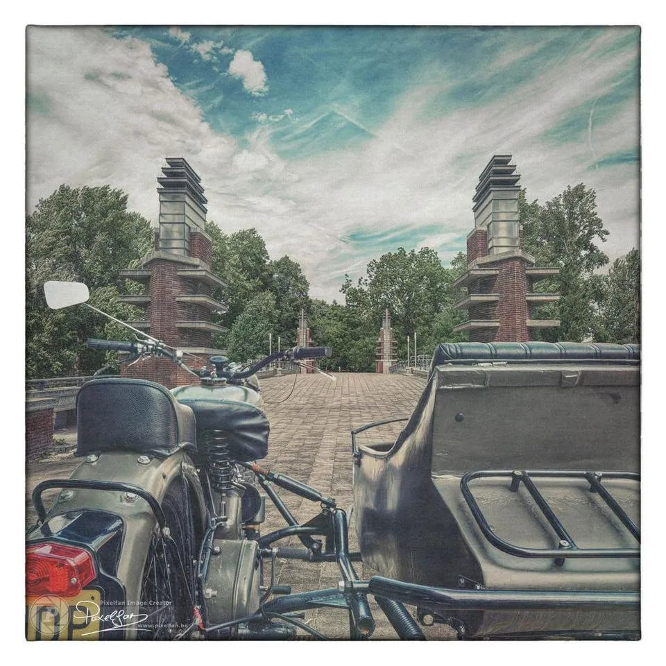 motor_sidecar_antwerpen_expobrug_border.jpg