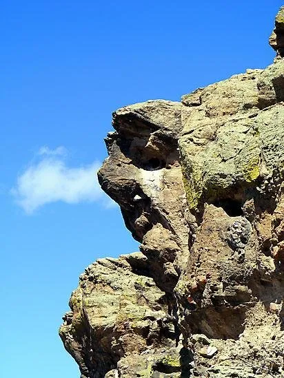 Faces Found In Rocks (3).jpg