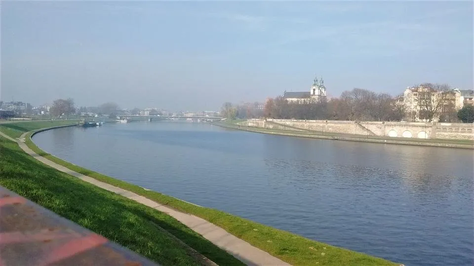 Sunny waterway.jpg