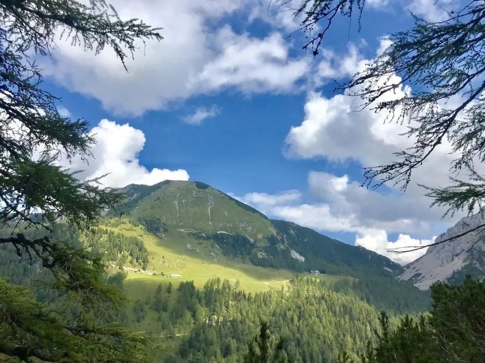 Hochstuhl_Klettersteig_Klagenfurter_Hütte-Ausblick.JPG