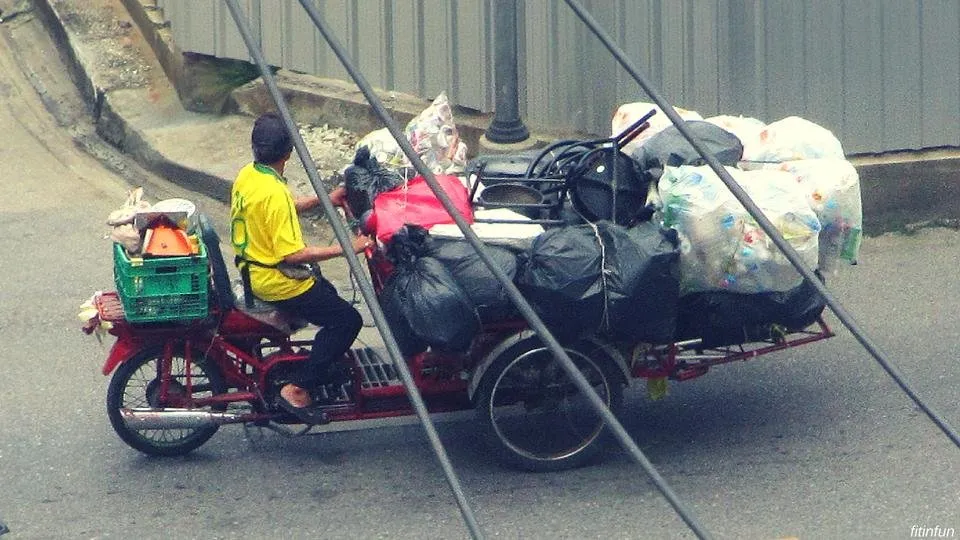 1 rts Recycling Bangkok thailand fitinfun.jpg