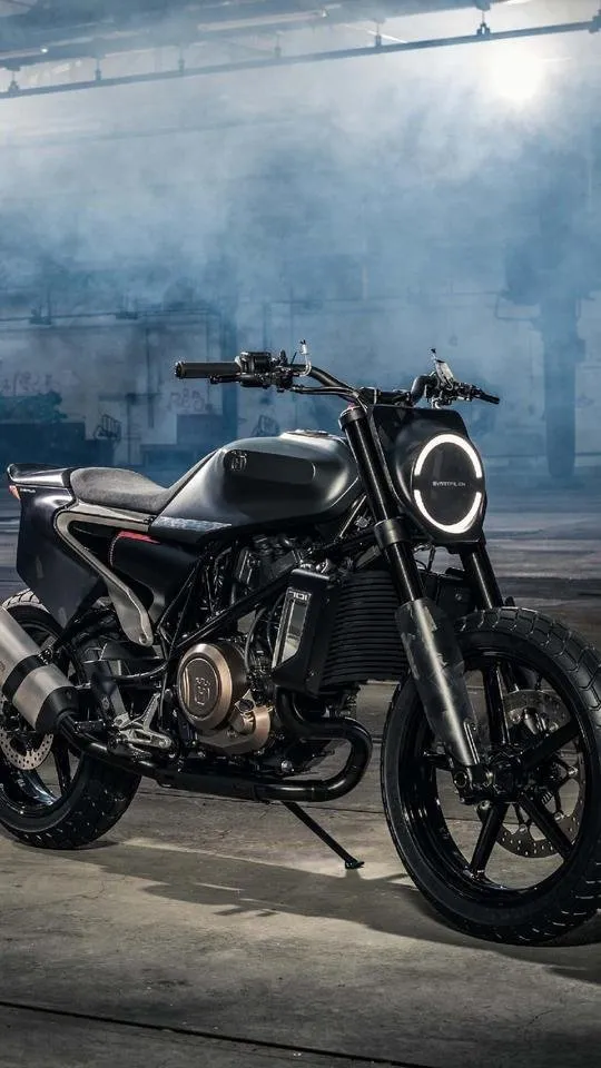Husqvarna-0ca54f7d-5a59-4aaa-a5f9-6b97622a7e9b.jpg