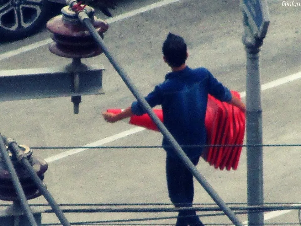 55 rts cone moving guy bangkok thailand fitinfun.jpg