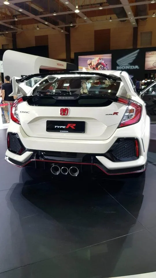 civic rear.jpg
