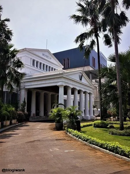 museum-gajah1.jpg