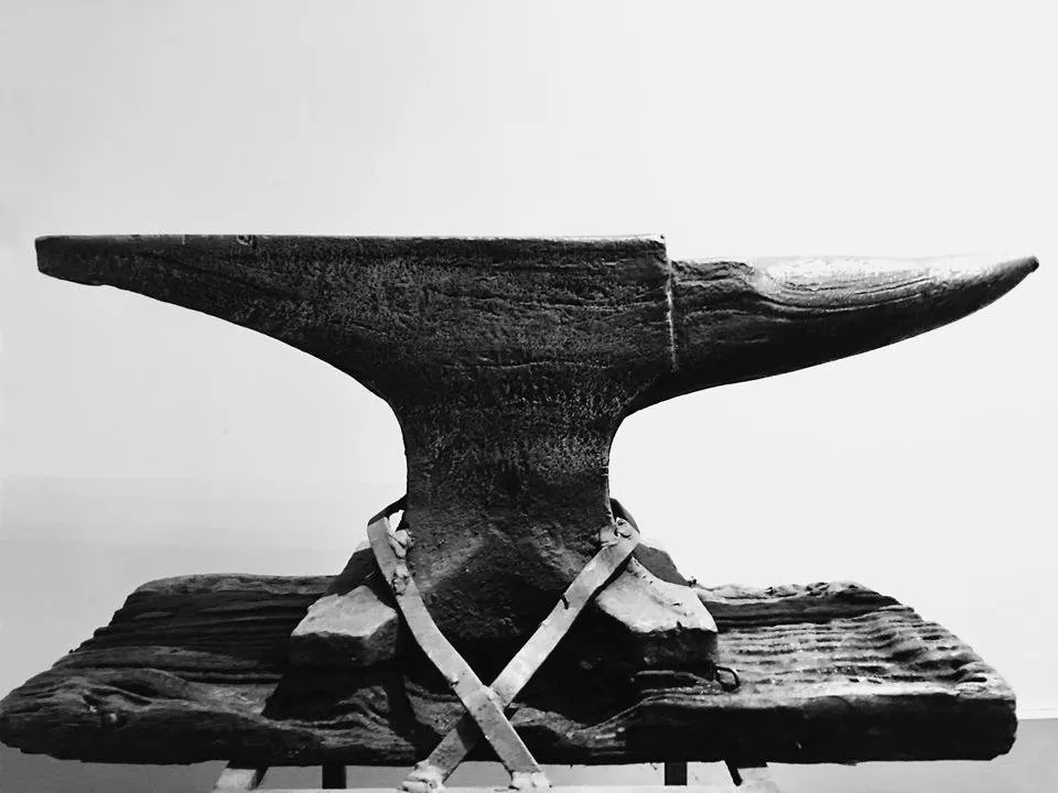 anvil 2.jpg