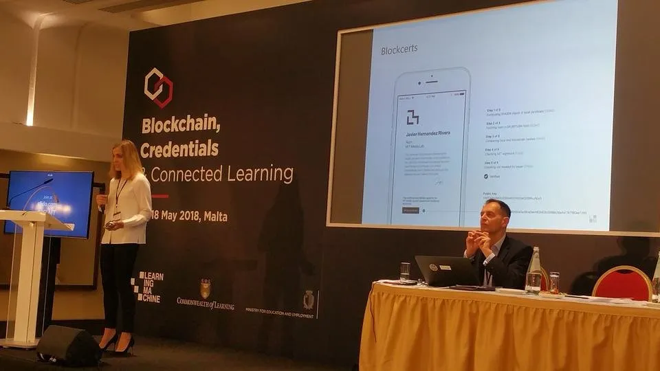 blockcerts.jpg