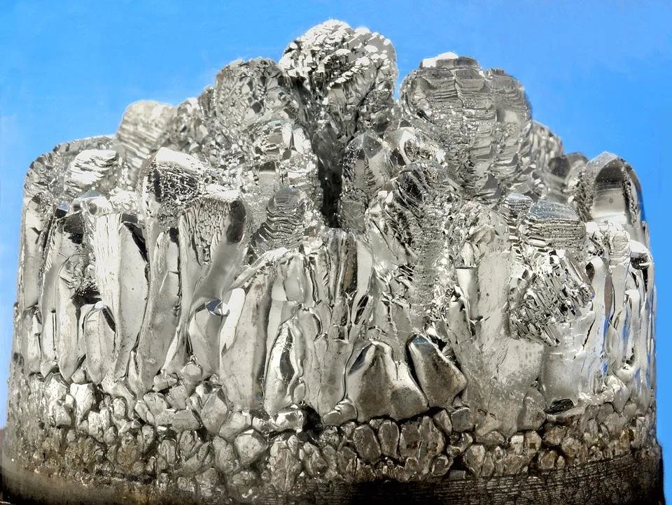 CSIRO_ScienceImage_2893_Crystalised_magnesium.jpg