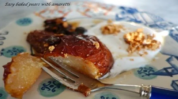 Easy baked pears with amaretti.jpg