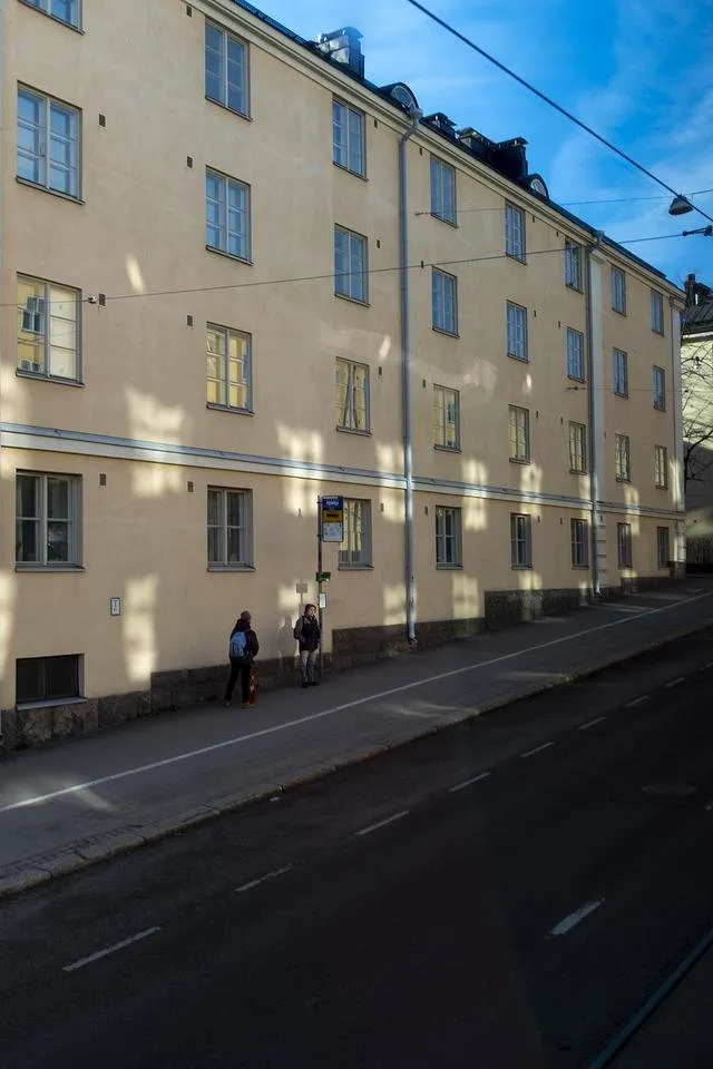 hel1.jpg