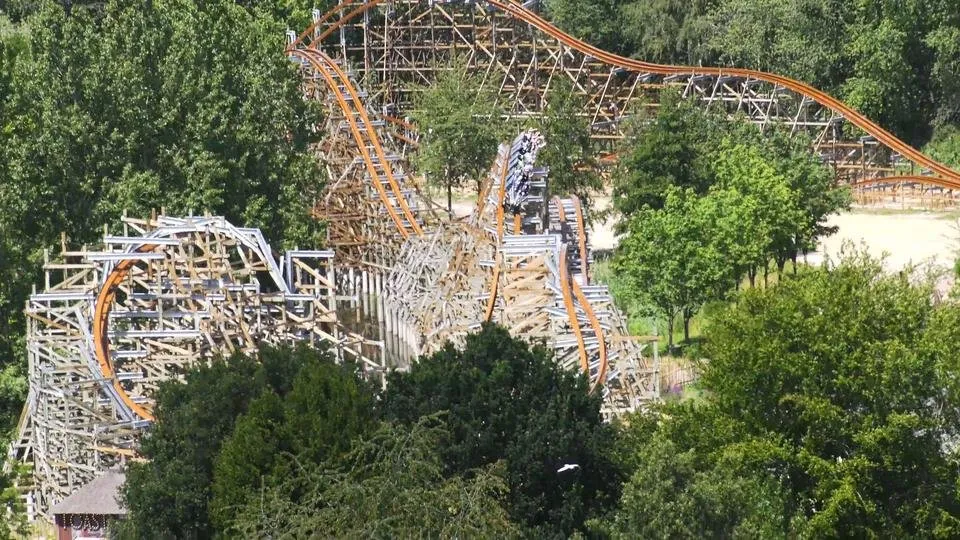 Ride Check - Untamed @ Walibi Holland - Ein Hybrides Meisterwerk (4K - 60p).mp4_snapshot_09.55_[2019.08.11_16.45.31].jpg