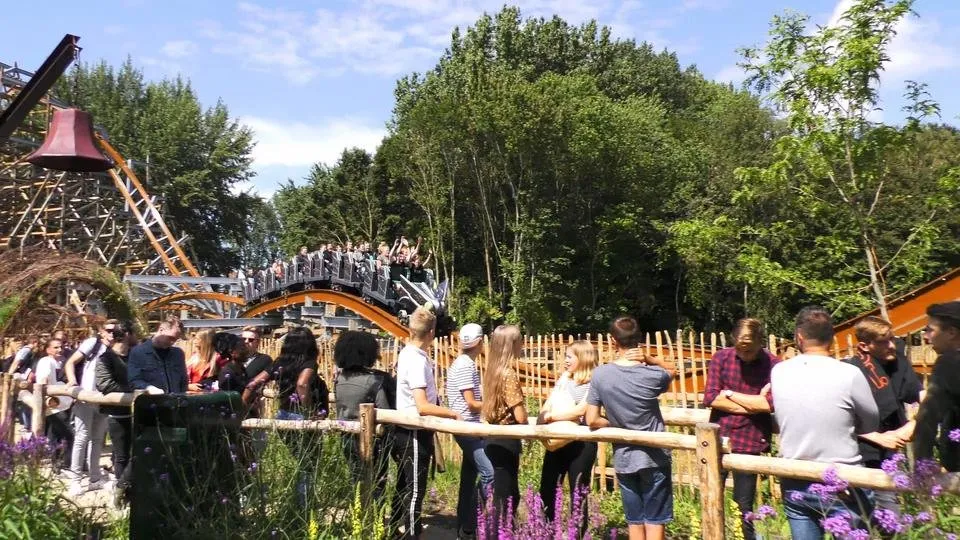 Ride Check - Untamed @ Walibi Holland - Ein Hybrides Meisterwerk (4K - 60p).mp4_snapshot_12.33_[2019.08.11_16.54.17].jpg