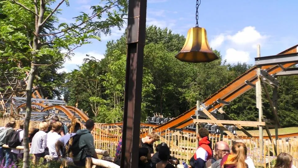 Ride Check - Untamed @ Walibi Holland - Ein Hybrides Meisterwerk (4K - 60p).mp4_snapshot_05.53_[2019.08.11_16.38.30].jpg