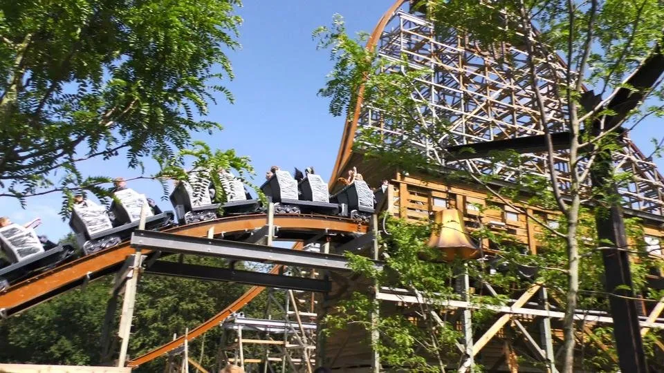 Ride Check - Untamed @ Walibi Holland - Ein Hybrides Meisterwerk (4K - 60p).mp4_snapshot_12.35_[2019.08.11_16.54.23].jpg