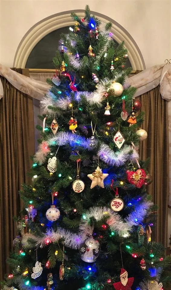 Tree1.jpg