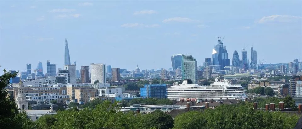 cruise ship in London.jpg