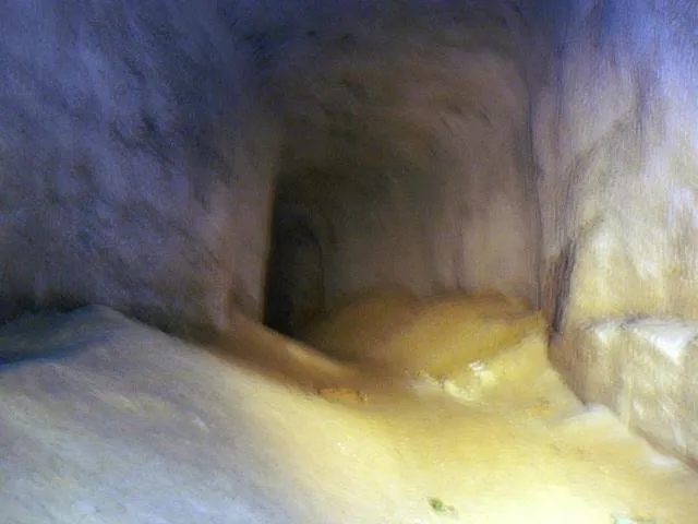 37-Postranní sál umělecky II.JPG