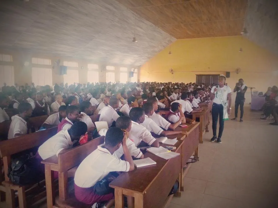 Queen vera at the Let's unite to end violence: Steemcamp and New wave Nigeria initiatives