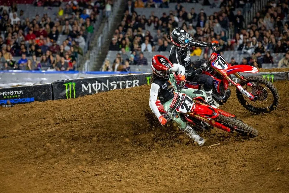 2019-glendale-supercross-race-gallery-043-1280x853.jpg