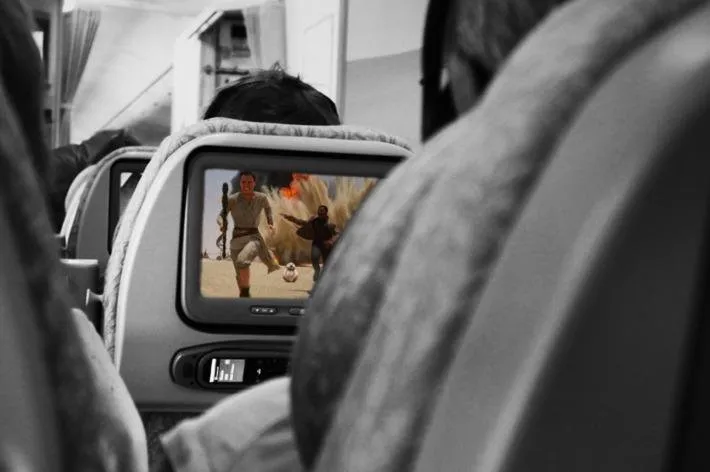 21-airplane-watching.w710.h473.jpg