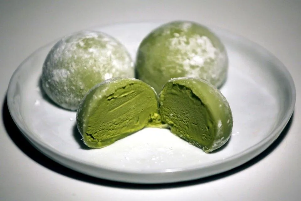 green tea mochie 1.jpg