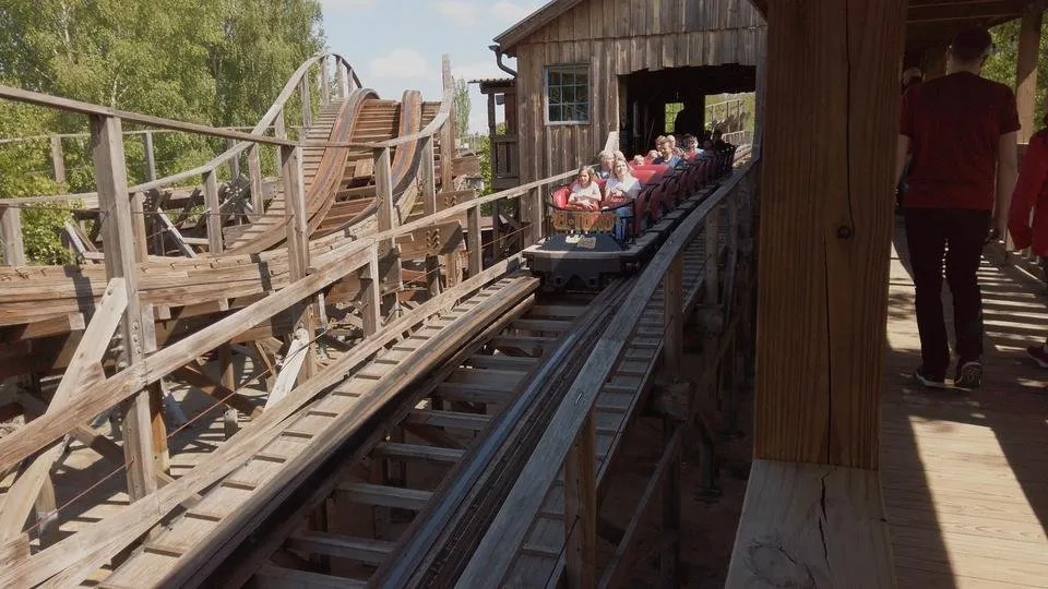 Ride Check Spezial - 10 Jahre El Toro - Jubiläum @ Freizeitpark Plohn.mp4_snapshot_01.30_[2019.05.25_09.01.03].jpg