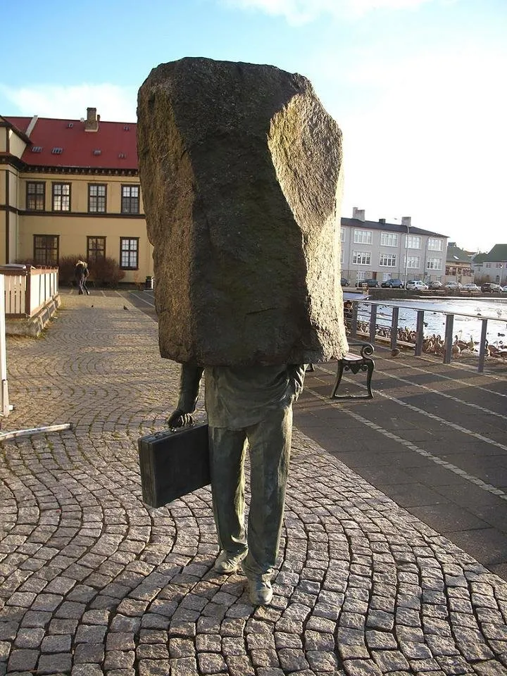 worlds-most-creative-statues-35.jpg