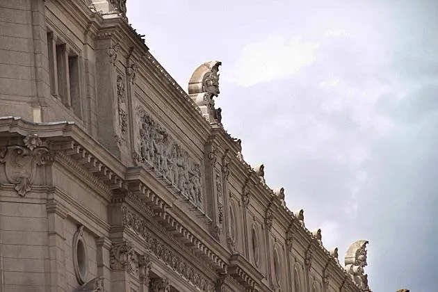 Opera-Colon-Buenos-Aires.jpg