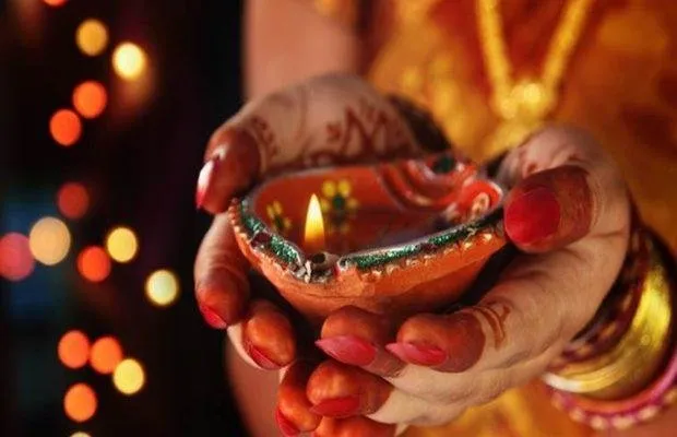 diwali-pooja-muhurat-620x400.jpg