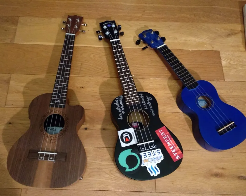 Ukes