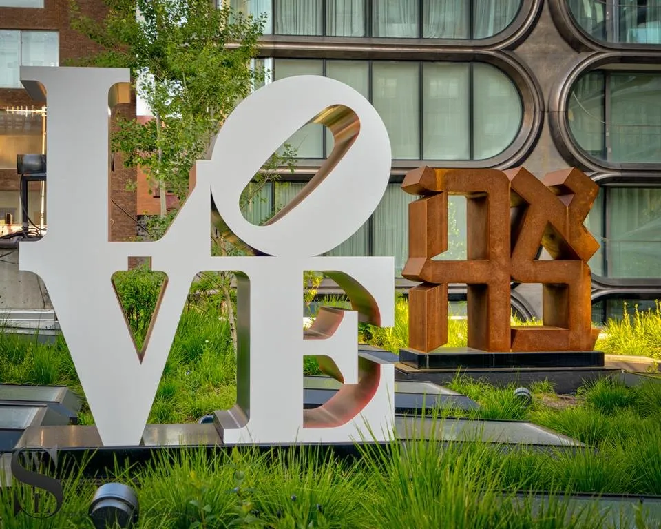 1 Highline Art Robert Indiana Love-4.jpg