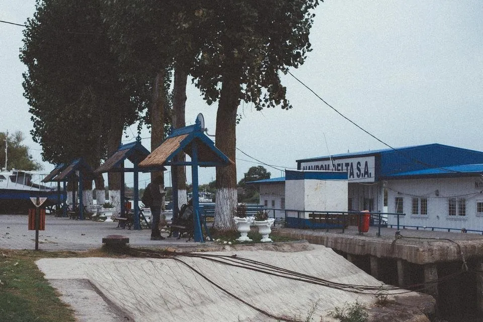 Reconnect with society the water station