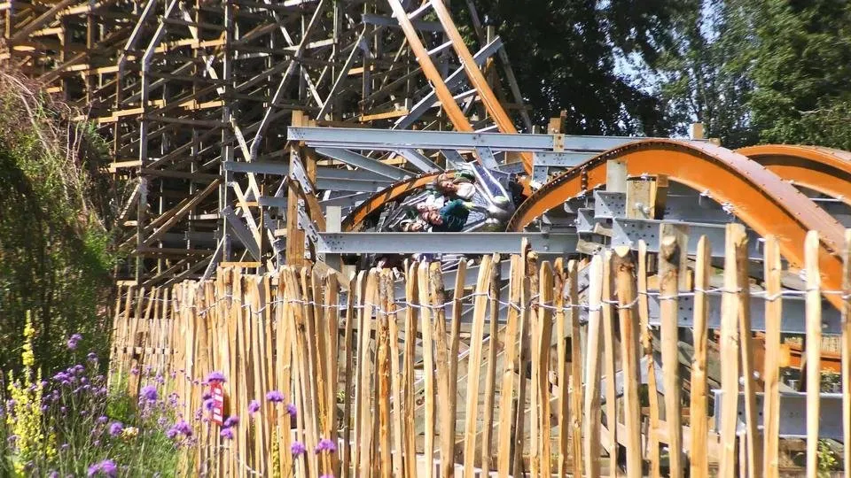 Ride Check - Untamed @ Walibi Holland - Ein Hybrides Meisterwerk (4K - 60p).mp4_snapshot_12.25_[2019.08.11_16.54.04].jpg