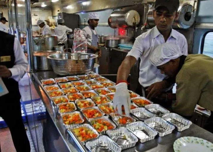 indianRail.jpg