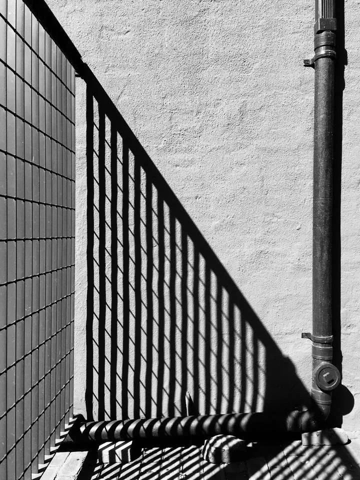Cascade B&W.jpg